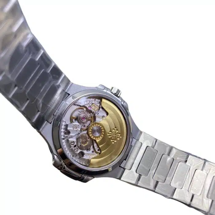 Patek Philippe Nautilus 7018/1A-011 Size:33.6mm 1:1 Replica - Image 7