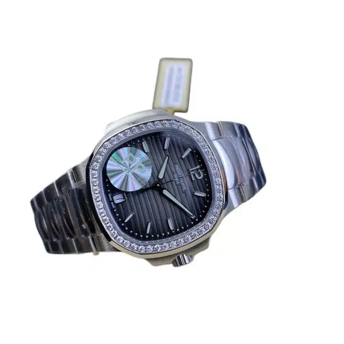 Patek Philippe Nautilus 7018/1A-011 Size:33.6mm 1:1 Replica - Image 5