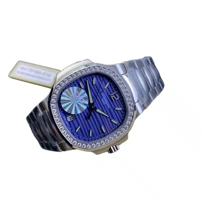 Patek Philippe Nautilus 7018/1A-010 Size:33.6mm 1:1 Replica - Image 3