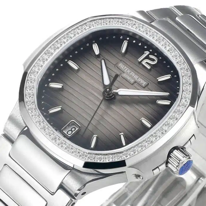 Patek Philippe Nautilus 7118/1200A-011 Size:35.2mm 1:1 Replica - Image 2