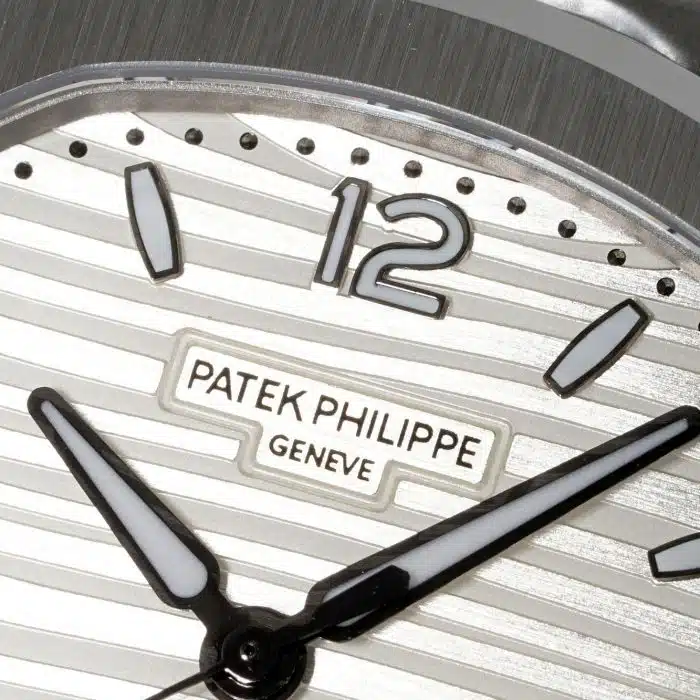 Patek Philippe Nautilus 7118/1A-010 Size:35.2mm 1:1 Replica - Image 3
