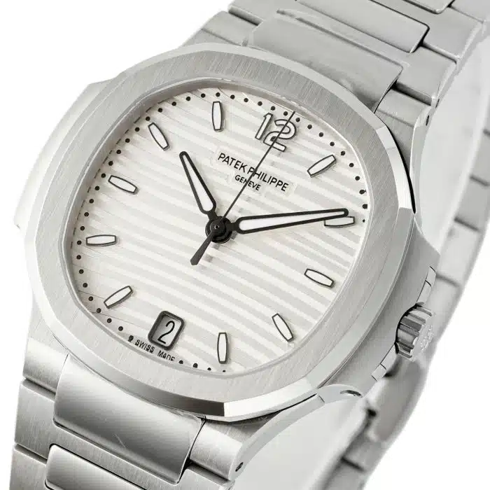 Patek Philippe Nautilus 7118/1A-010 Size:35.2mm 1:1 Replica - Image 2