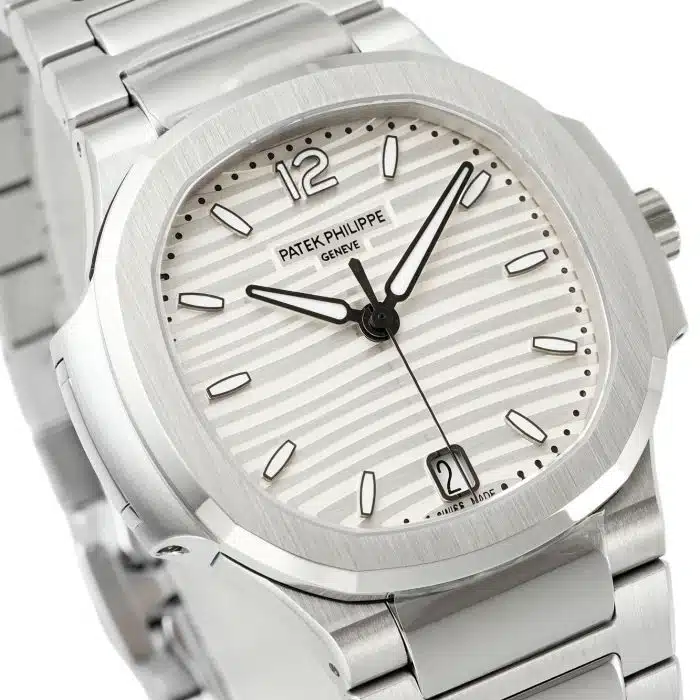 Patek Philippe Nautilus 7118/1A-010 Size:35.2mm 1:1 Replica - Image 7