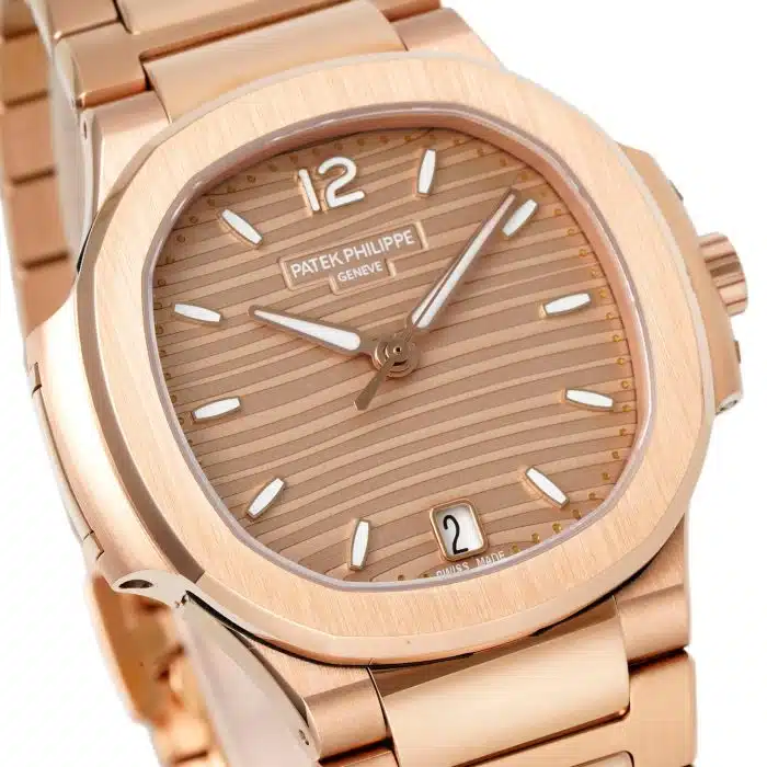 Patek Philippe Nautilus 7118/1R-010 Size:35.2mm 1:1 Replica - Image 5