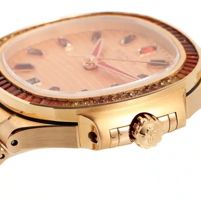 Patek Philippe Nautilus 7118/1300R-001 Size:35.2mm 1:1 Replica - Image 3