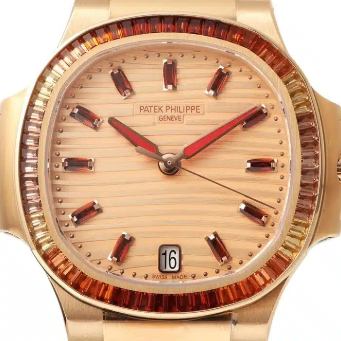Patek Philippe Nautilus 7118/1300R-001 Size:35.2mm 1:1 Replica - Image 8