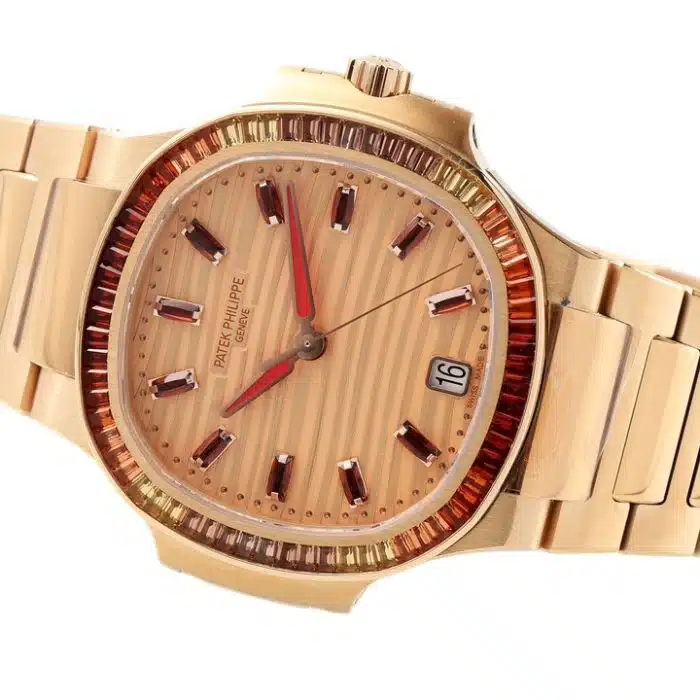 Patek Philippe Nautilus 7118/1300R-001 Size:35.2mm 1:1 Replica - Image 9