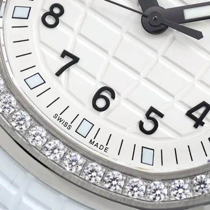 Patek Philippe Aquanaut 5267/200A-010 Size:38.8mm 1:1 Replica - Image 4
