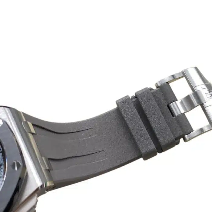 Audemars Piguet Royal Oak Offshore 26400IO.OO.A004CA.01 Size:44mm 1:1 Replica - Image 6